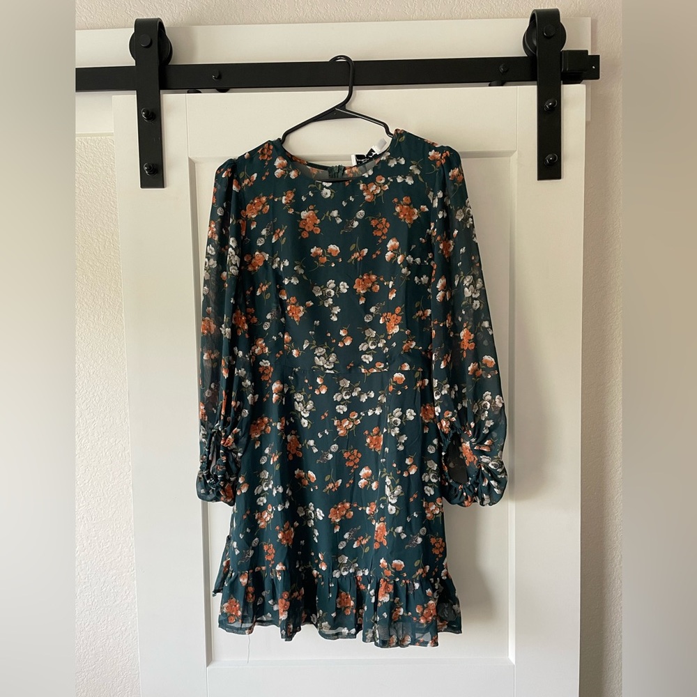 Size 8 Petal and Pup Dress